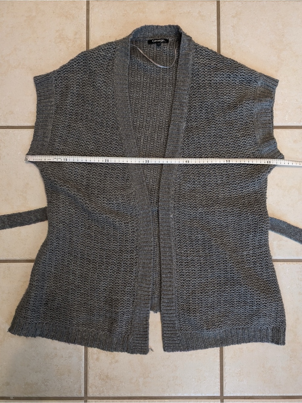 Grey Shawl - Picture 8 of 15